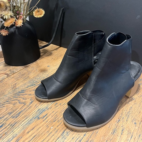 🖤 Misk Black Peep-Toe Heeled Sandals – MISK – Size 7 - Picture 6 of 9